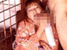 日本全国の働く性豪熟女たち 嗚呼！麗しのおっ母さん 10人8時間2枚組　サンプル画像05